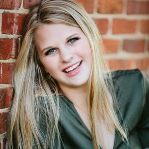 Meet your Posher, Hannah